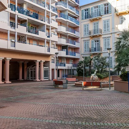 Eden Park - 2 Pieces, Proche * Menton