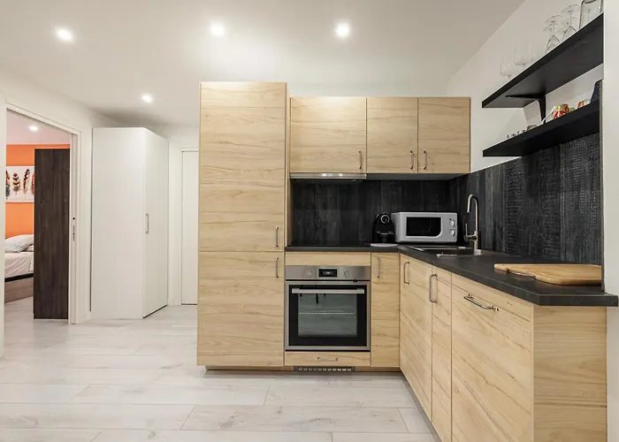 Eden Park - 2 Pieces, Proche 아파트